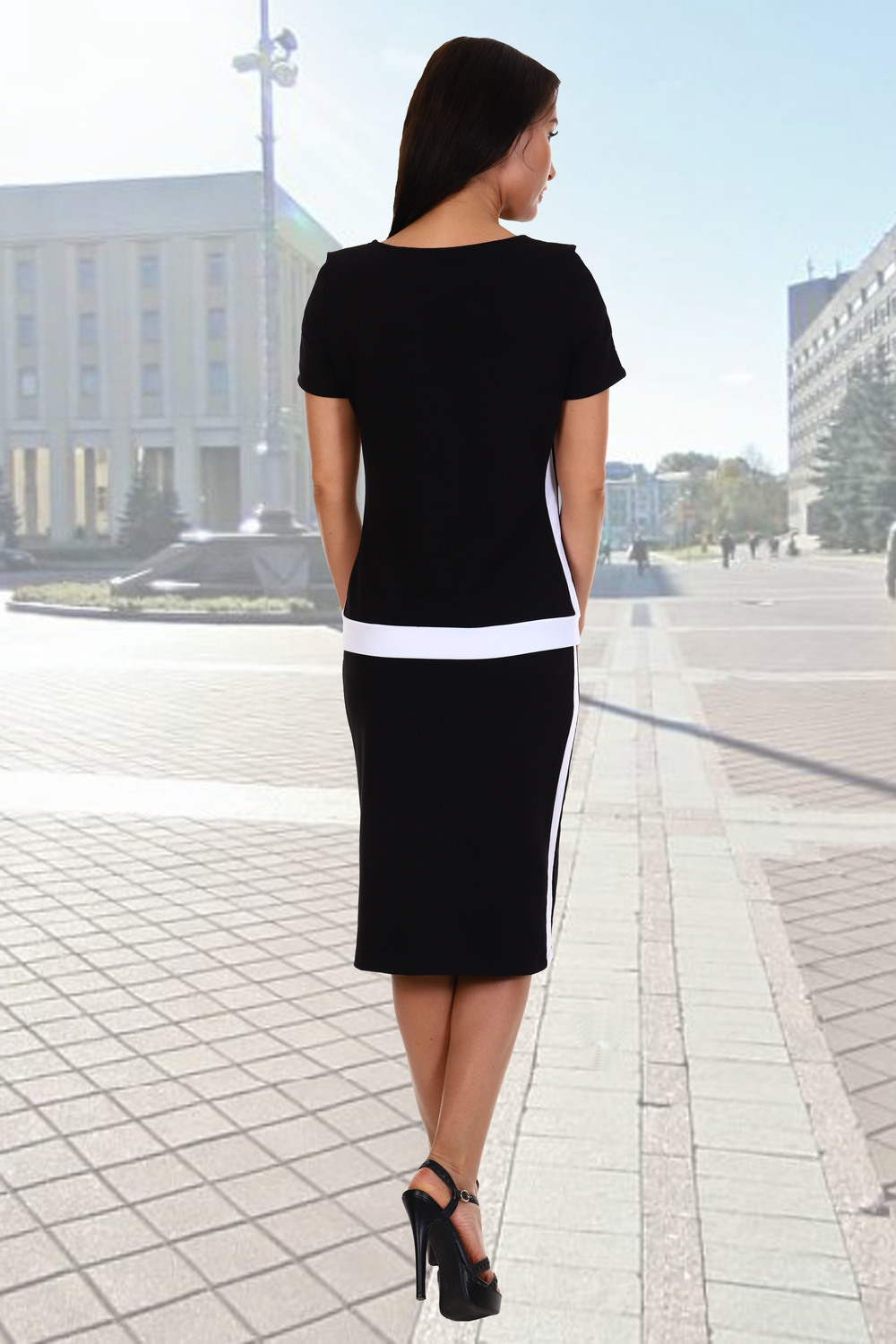 Фото товара 15643, костюм со стразами: юбка и кофта